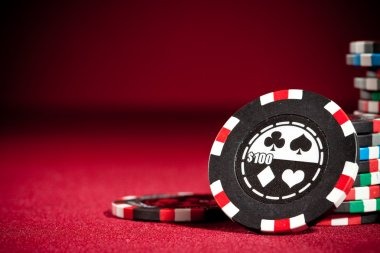 Live dealer studio screen with niutoto mobile balance information