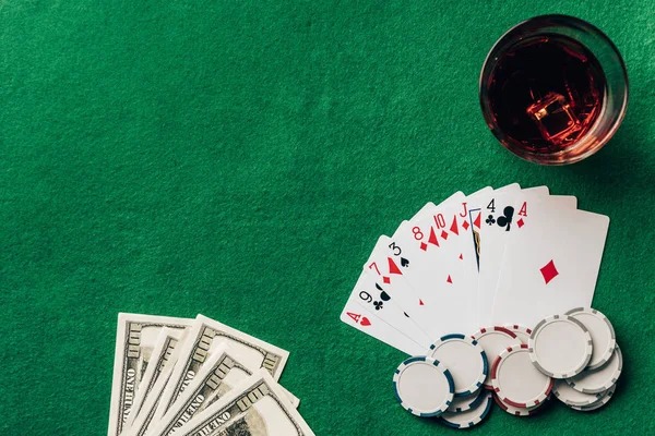 Mobile casino app lobby with live dealer and game menus